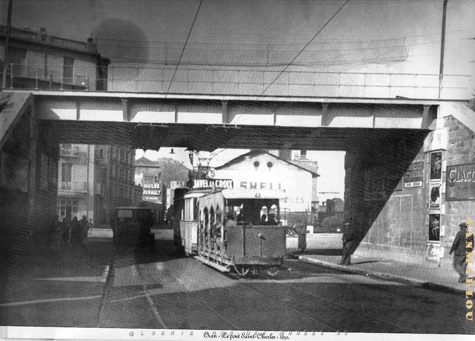 pont st charles.jpg